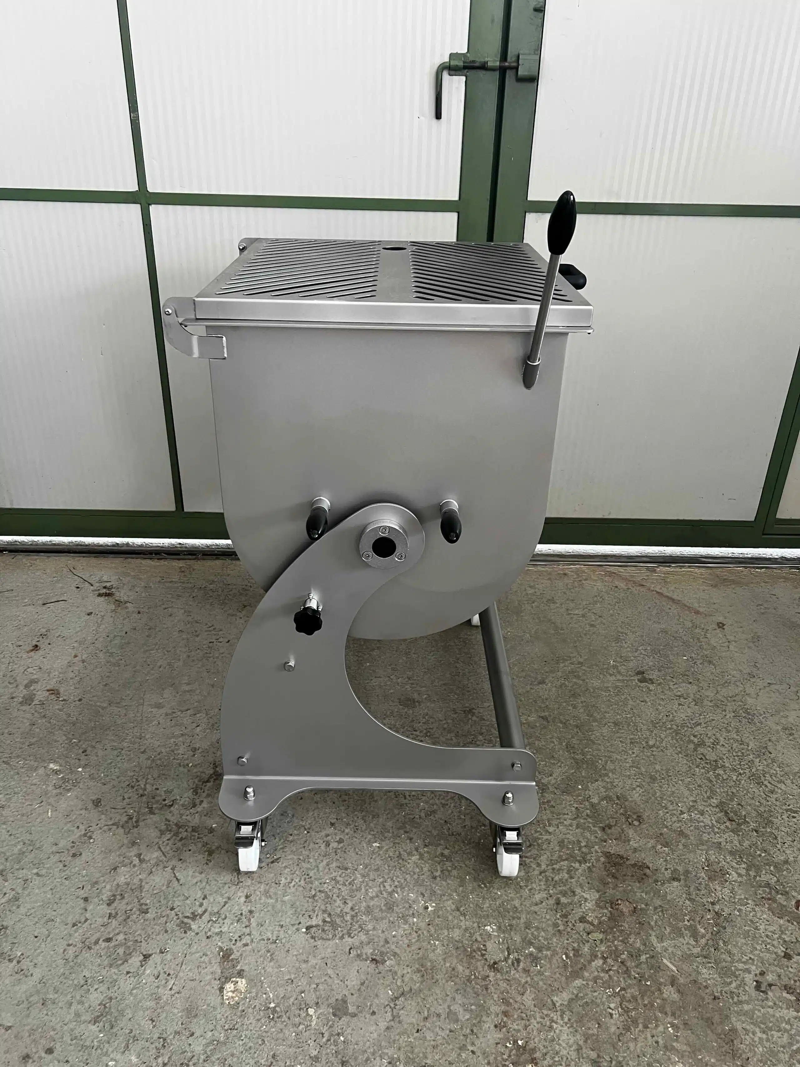 impastatrice per carne -La felsinea- Me 120 ba evo, vista laterale sinistra