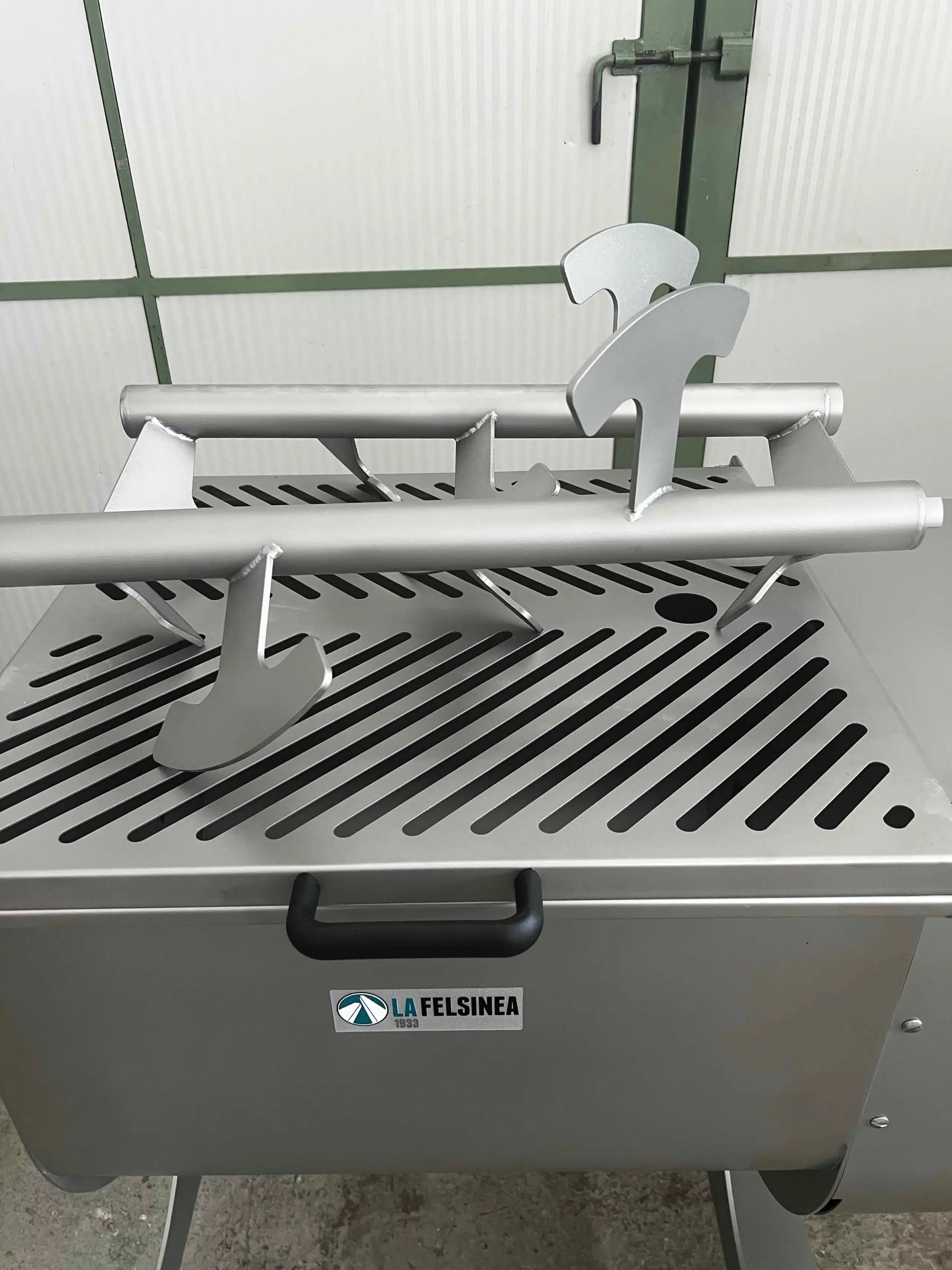 impastatrice per carne La felsinea Me 120 ba evo - con pale smontate