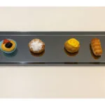 vassoio in acciaio inox per pasticceria immagine orizzontale