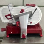 affettatrice-berkel-domina-gravità-350-rossa-vista lato-dx