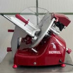 affettatrice-berkel-domina-gravità-350-rossa-vista-posteriore