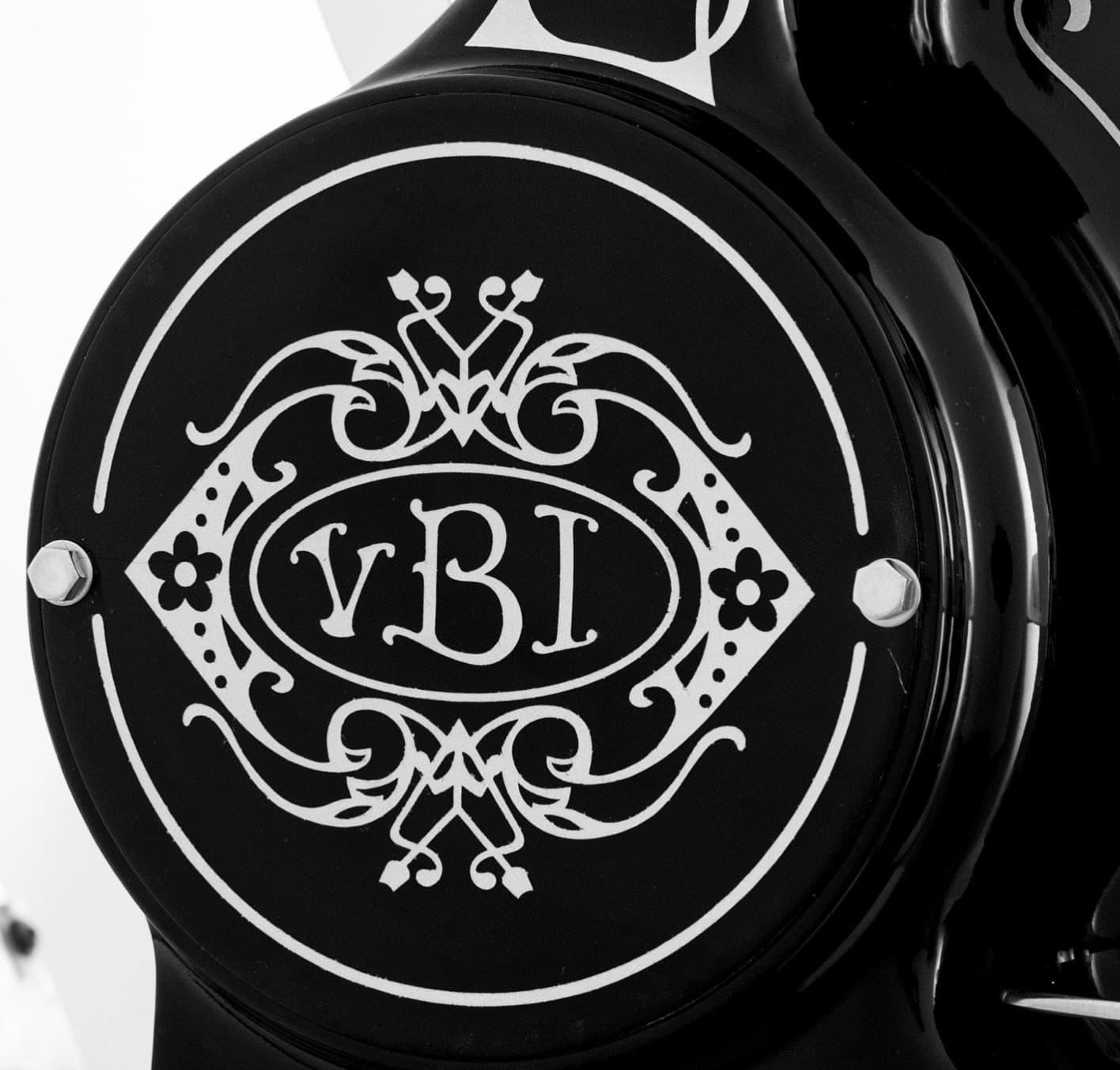 particolare-affettatrice-berkel-b114-black