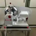 affettatrice-berkel-essentia-350-usata- vista lato sx
